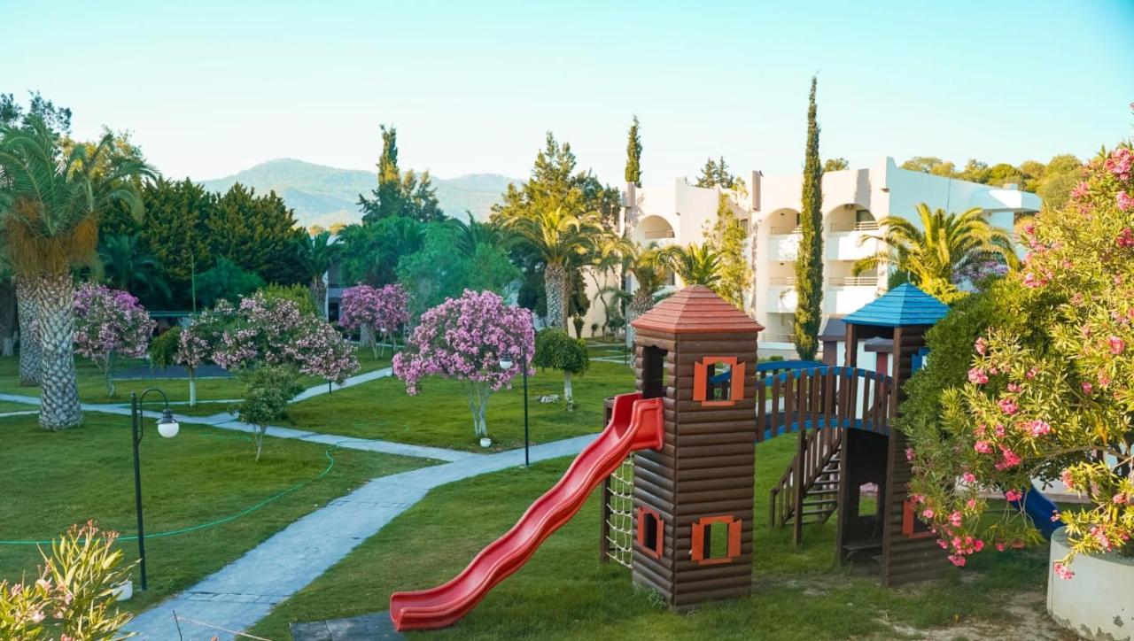 Club Beyy Resort Hotel Izmir Bagian luar foto