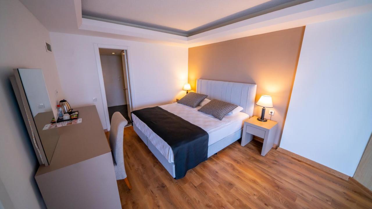 Club Beyy Resort Hotel Izmir Bagian luar foto